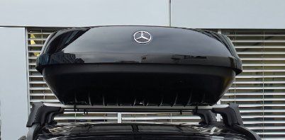 Box da tetto: Grundträger und Dachbox Mercedes-Benz GLA/EQA – Usato da Seuzach venduto da Ripclan 1