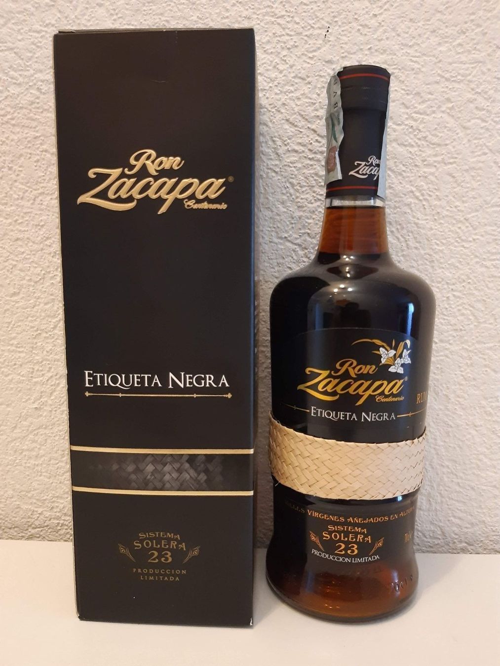 Zacapa Bevande alcoliche: Zacapa Etiqueta Negra 23 ältere Version – Nuovo e nell'imballaggio originale da Elsau venduto da Rumsammler