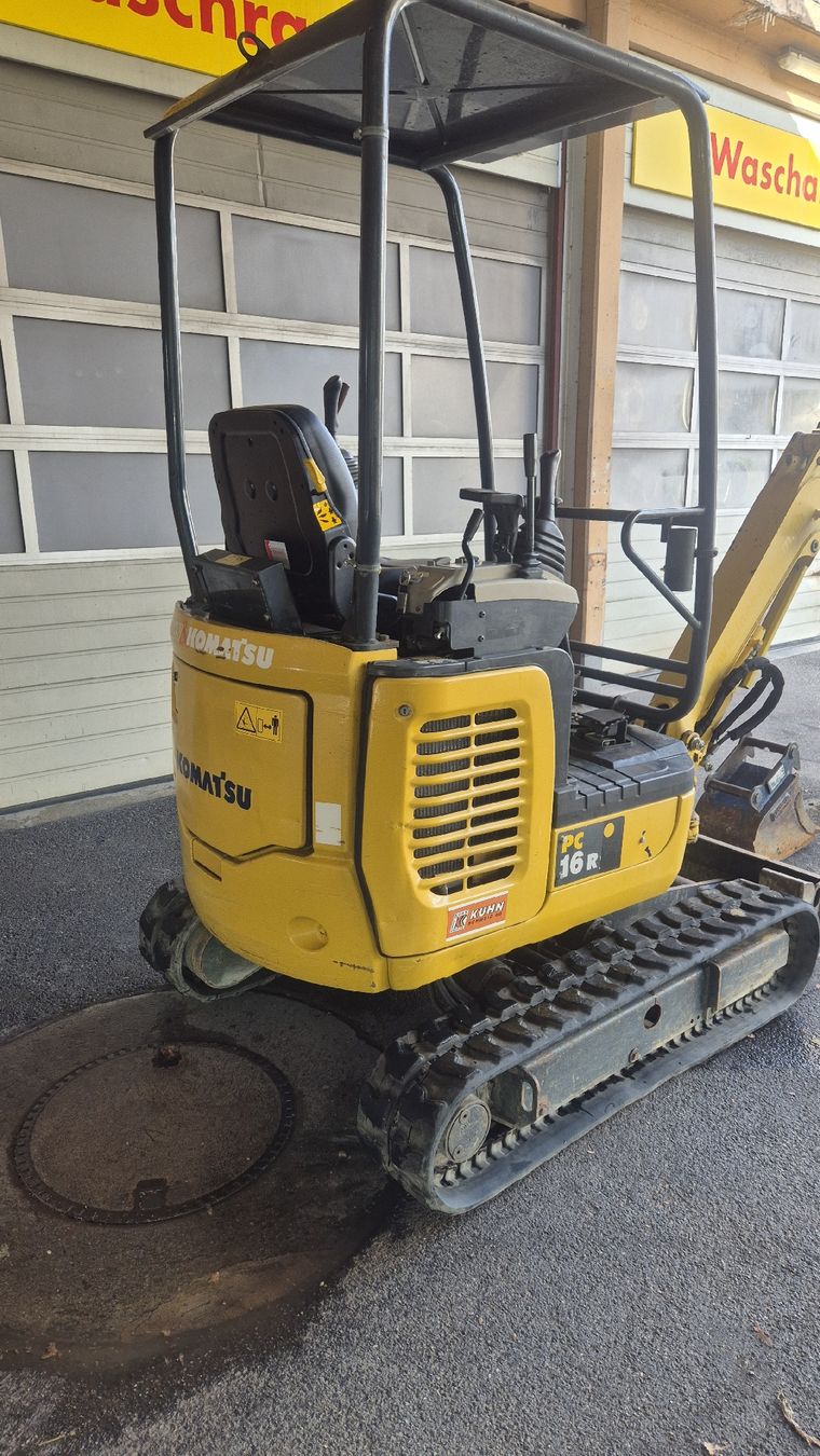 Komatsu Escavatori: Bagger Komatsu PC16R-3HS – Usato da Wichtrach venduto da florianw02 4