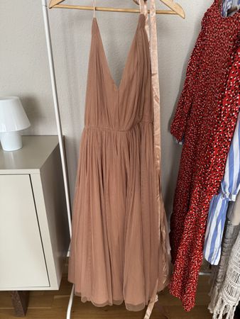 ASOS Midikleid Rosé Grösse 42