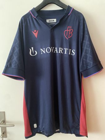 FC Basel Fussball Trikot Macron Grösse XL Navy