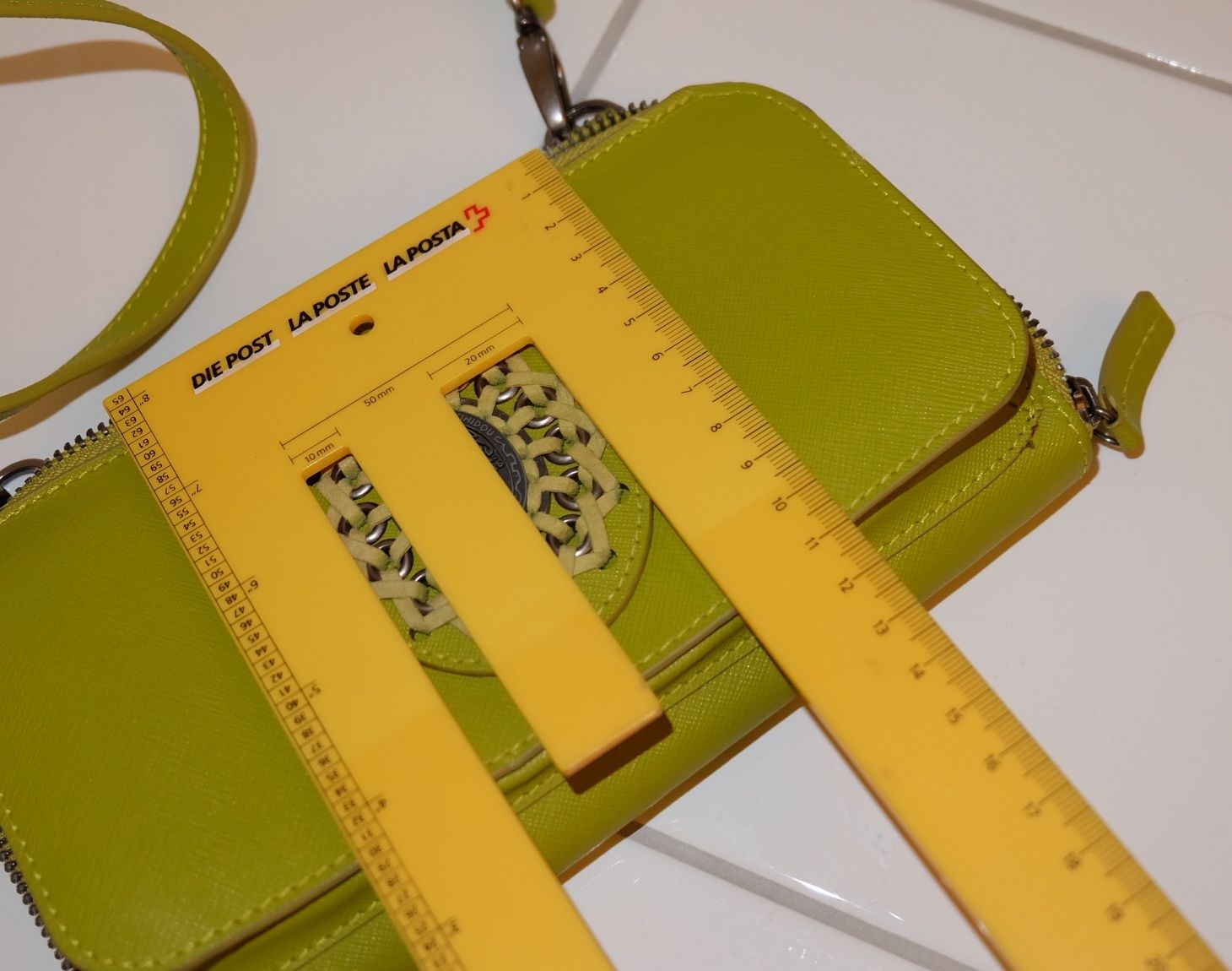 Borse da donna: Pochette von KONPLOTT, lime – Usato da Eggersriet venduto da illy76 5