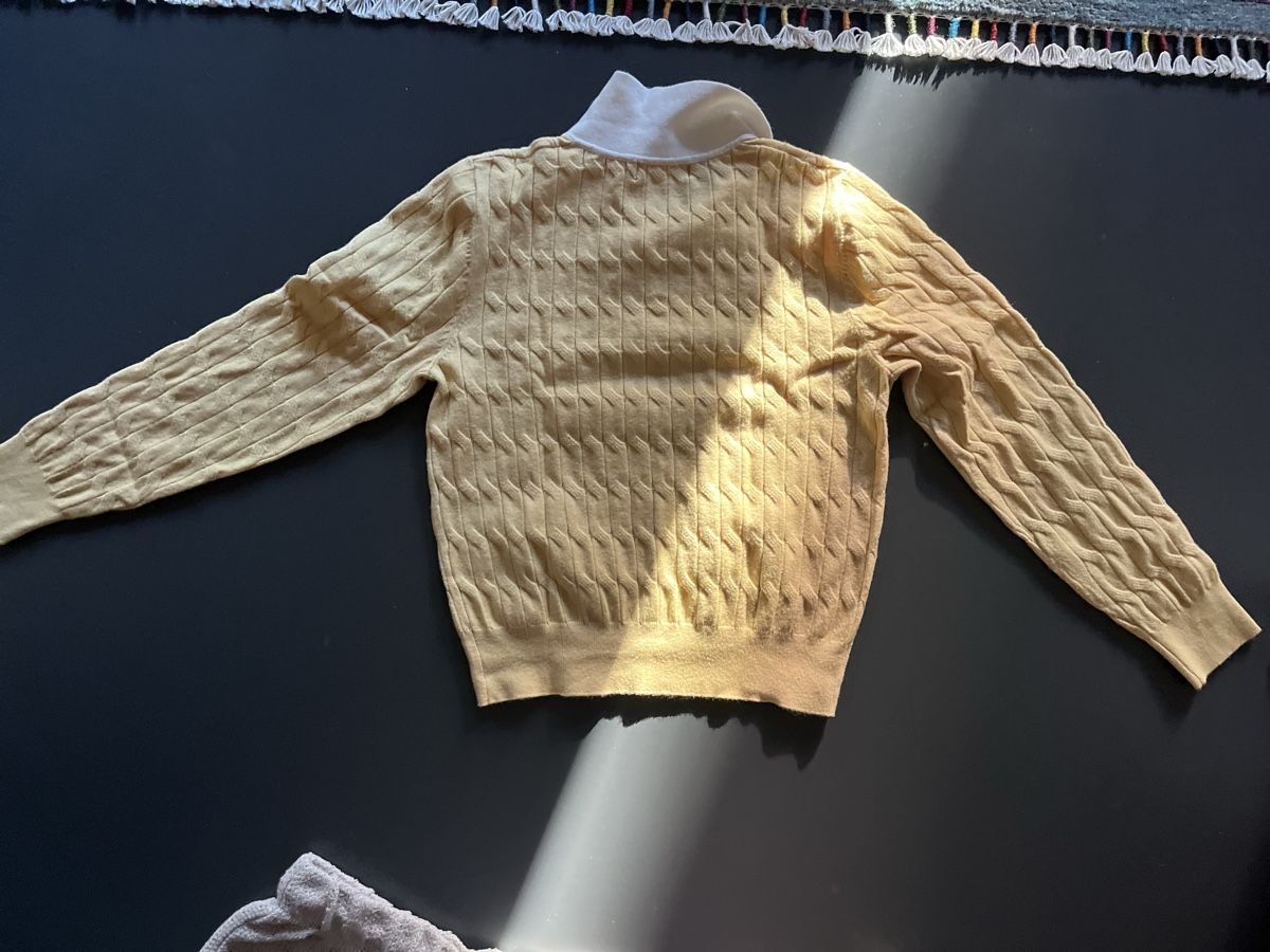 Pullover & Sweatshirts: Pullover – Gebraucht aus Küssnacht am Rigi von lus_g9xw 1