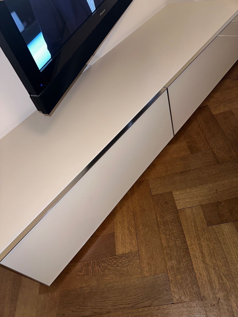 Pfister Cassettiere: Sideboard Verardo makellos – Usato da Zürich venduto da xell210 3