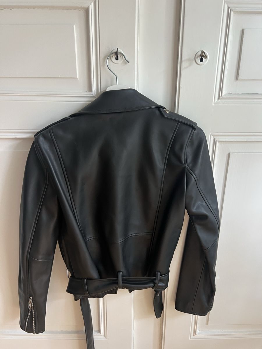 Zara Jacken: Zara Lederjacke – Neu (gemäss Beschreibung) aus Biel/Bienne von vivianexena 2