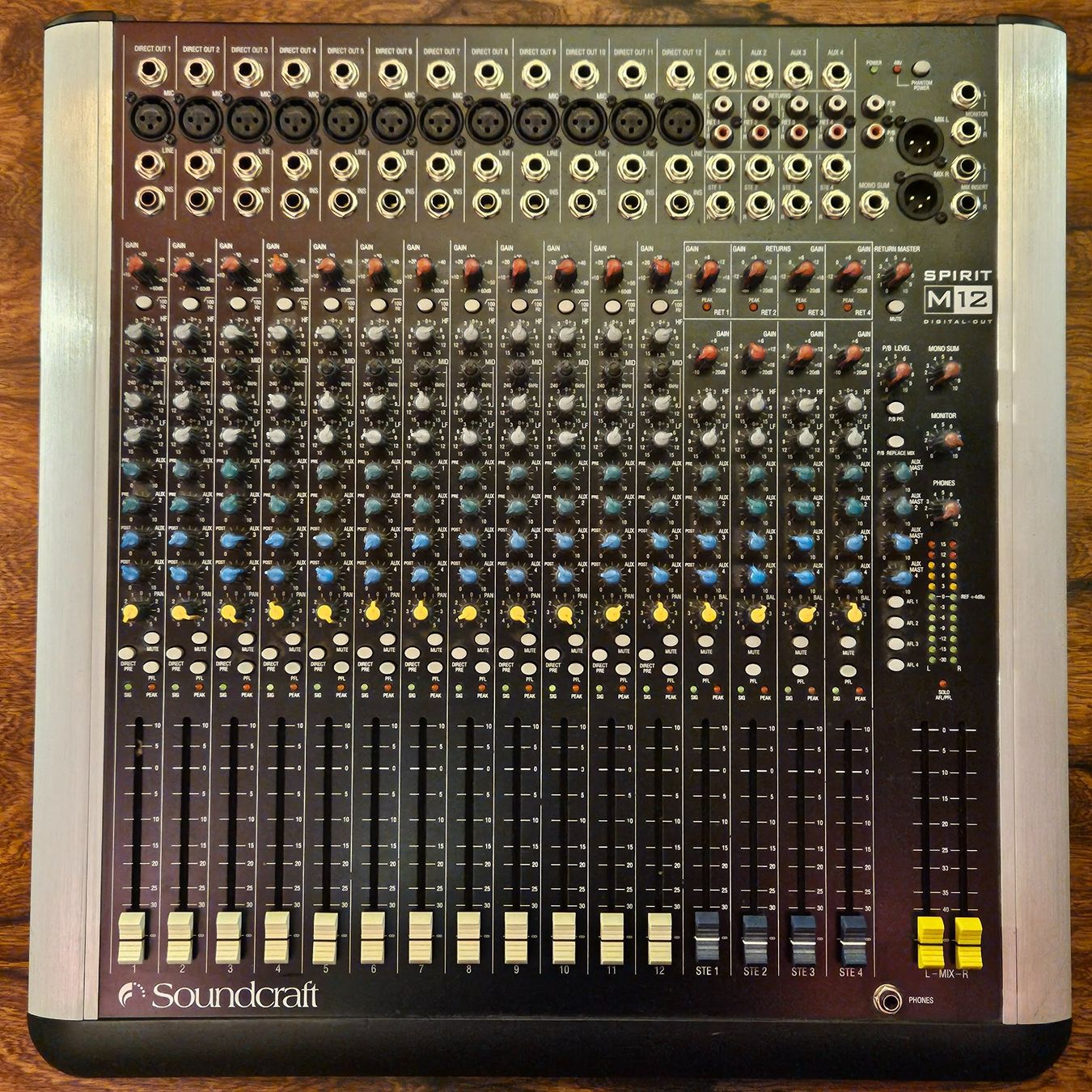 Soundcraft Mischpulte: Soundcraft M12 Mixer - Table de mixage – Gebraucht aus Geneve von