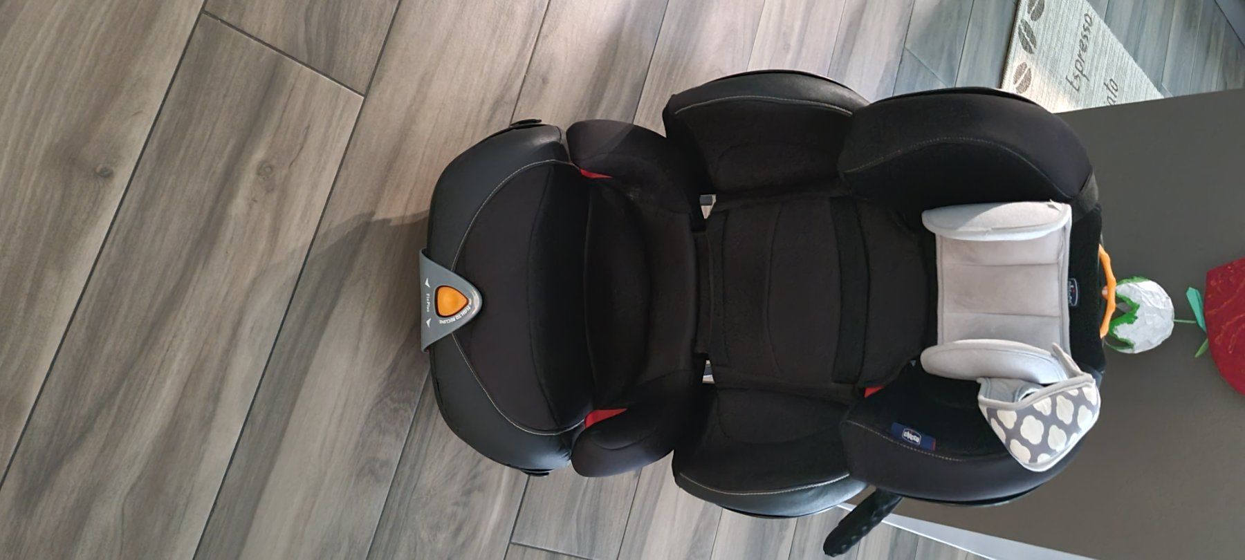 Chicco Seggiolini per auto: Kid car seat (kinder autositz) – Usato da lenzburg venduto da purma