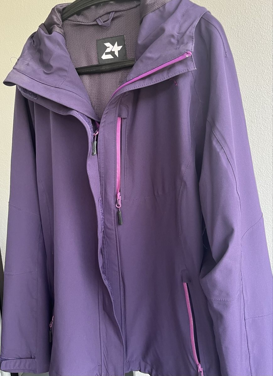 Jacken: Outdoor Jacke von 24 – Gebraucht aus Wattwil von Zeemeermin