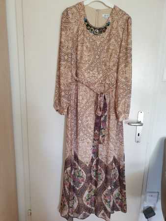 Kleid