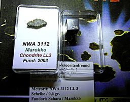 0,6 g LL 3 Chondrite  Meteorite NWA 3112 aus der Sahara