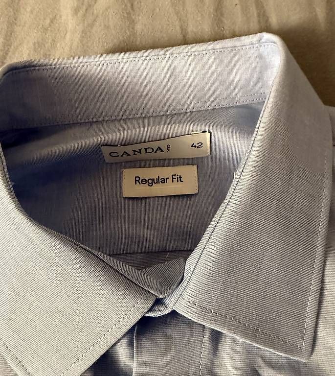 Camicie: Elegantes Hemd hellblau – Usato da Wädenswil venduto da dom_pz5d 3