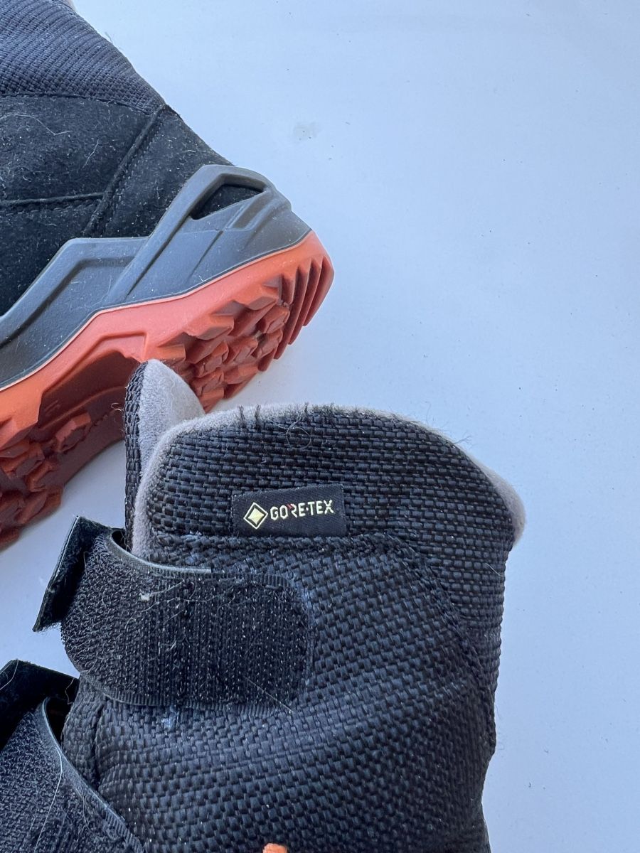 Lowa Scarpe per ragazzi: Lowa Winterstiefel Gr. 31 – Usato da Heiligkreuz (Mels) venduto da fodo 2