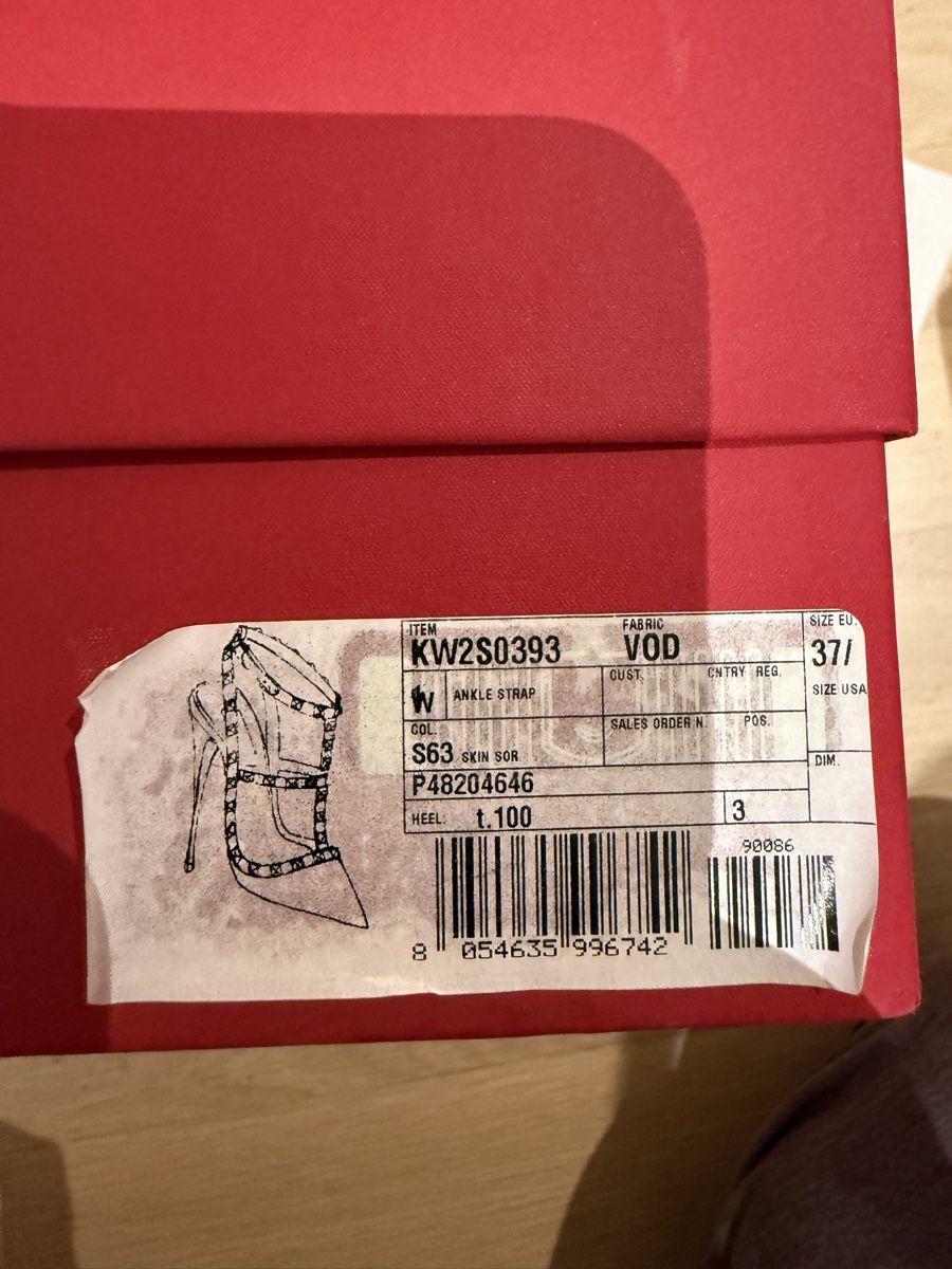 Chaussures femmes: Valentino Pumps Rockstud Caged pump – D'occasion à Pfäffikon SZ par Marva 6