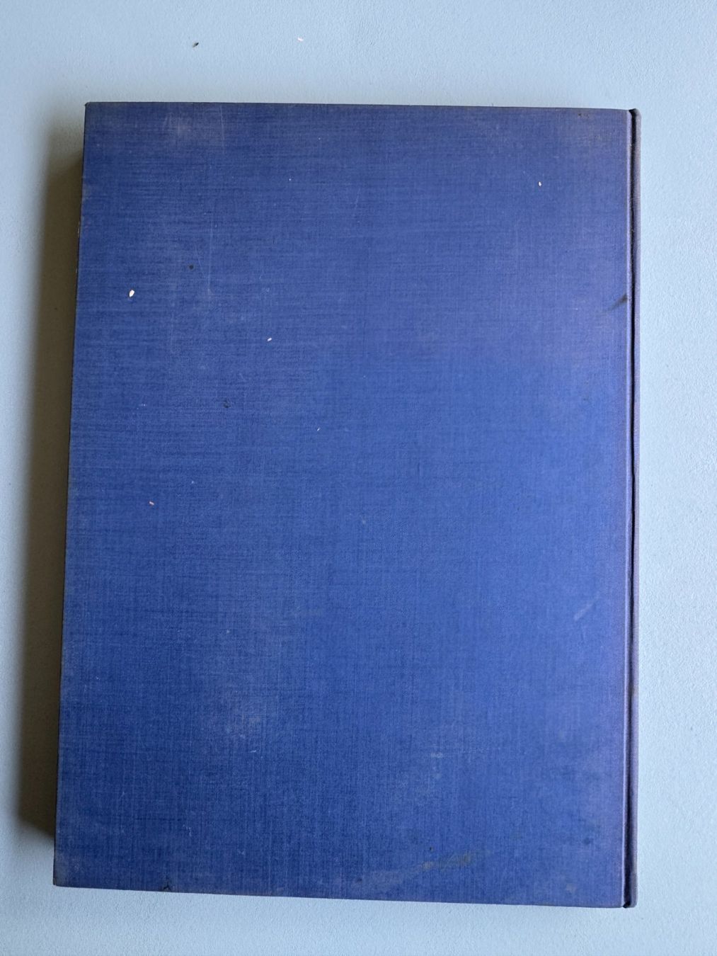 Bücher: Die Geschichte der Deutschen Oper Berlin - 1937 – Defekt aus Basel von Kornblumen 5