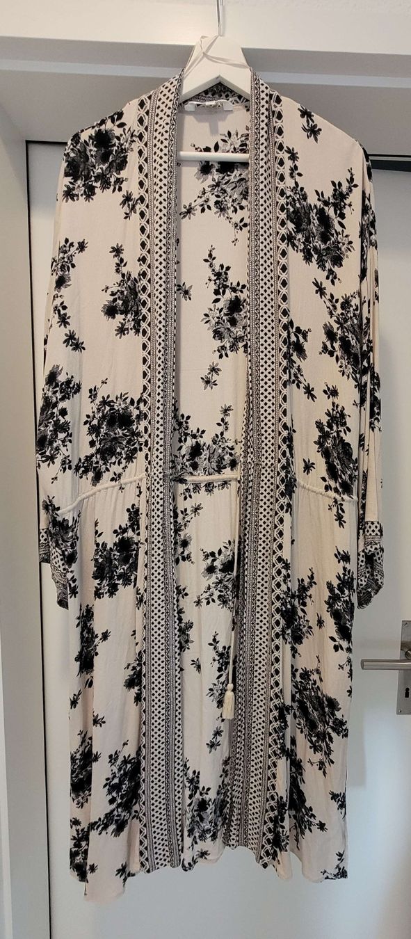 Arte internazionale: REWIEW, Sommer Kimono mit Blumenmuster, One Size – Usato da Bünzen venduto da Milly32