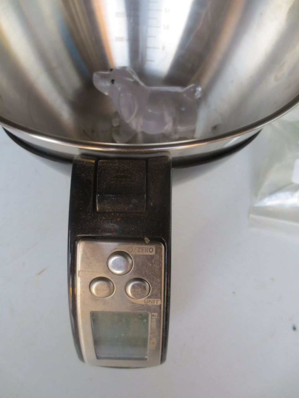 Mineralien & Heilsteine: HUNDE aus Stein – Gebraucht aus Weier im Emmental von waefler03 5