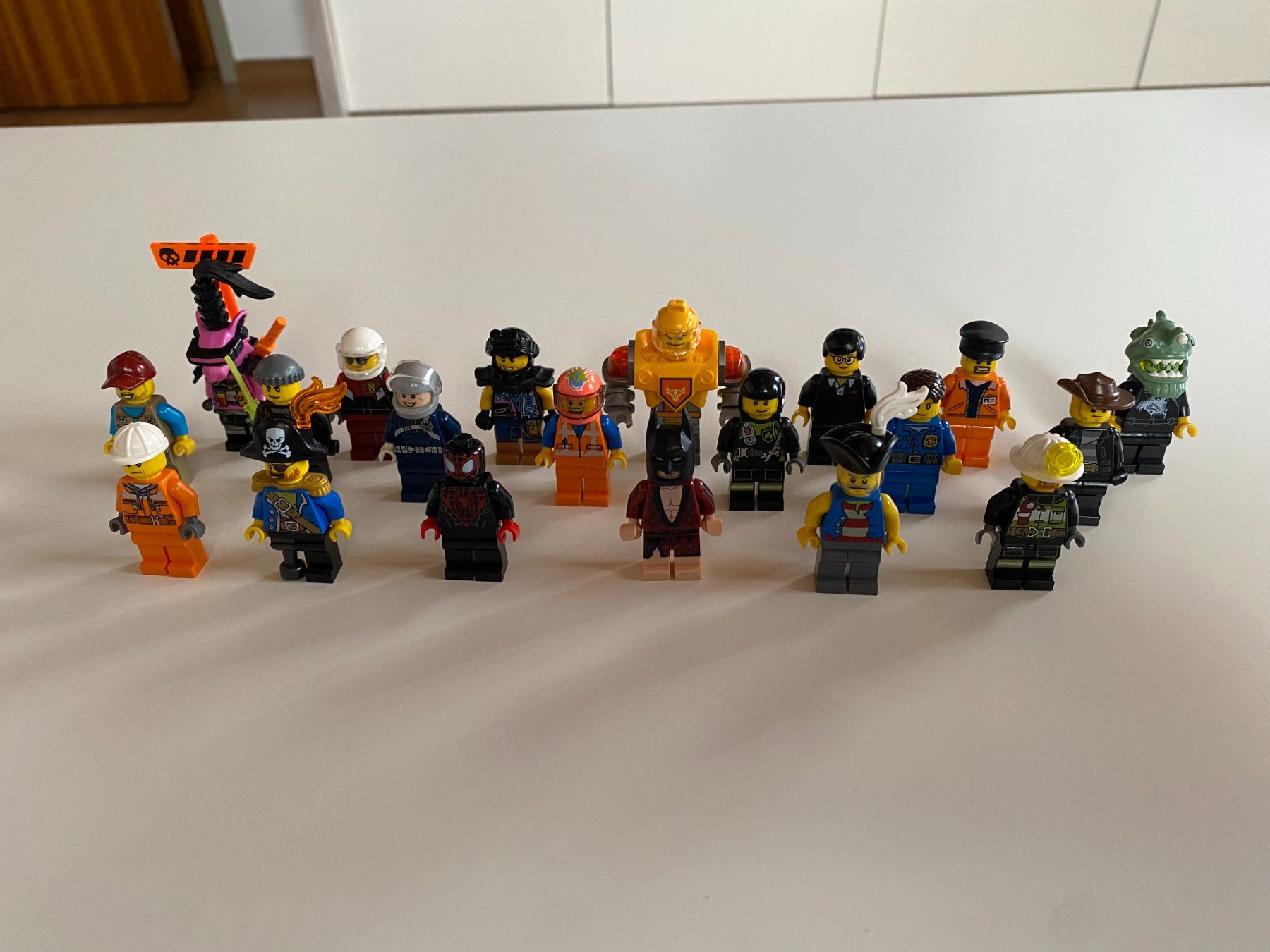 Lego Giocattoli: LEGO - 20 - VERSCHIEDENE - FIGUREN – Usato da Gelterkinden venduto da ajdt4