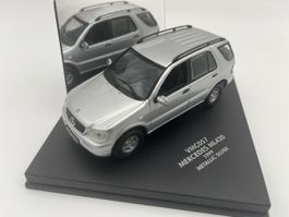 Mercedes-Benz ML430, Vitesse 1:43