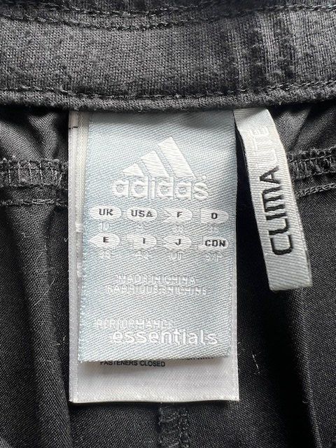Adidas Pantaloni: Trainingsshorts / Adidas / Gr. 36 – Usato da Meggen venduto da heyleg1 3