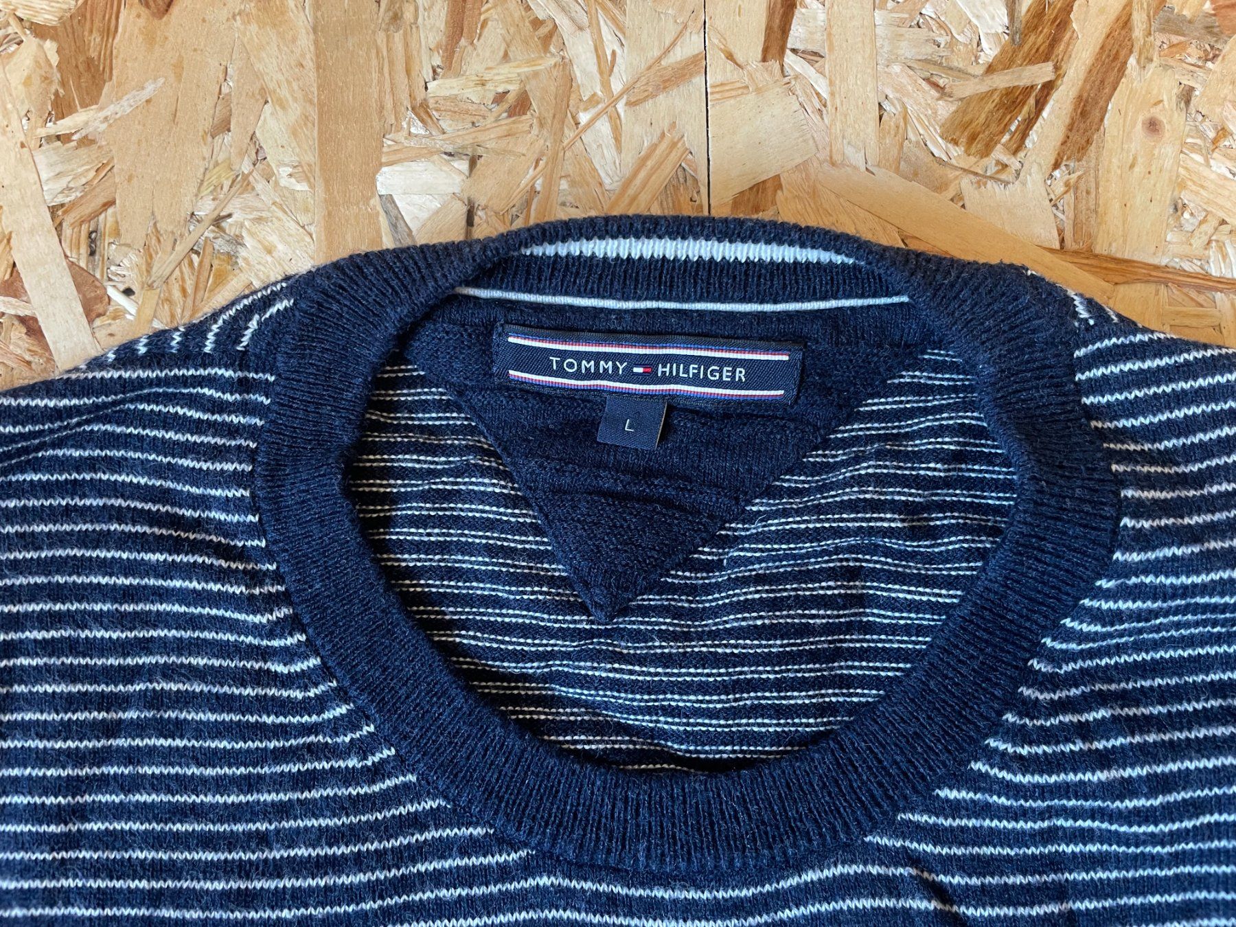 Tommy Hilfiger Maglioni & Felpe: Tommy Hilfiger Streifenpullover Blau Gr. L – Usato da Burgistein venduto da Manoshi 2