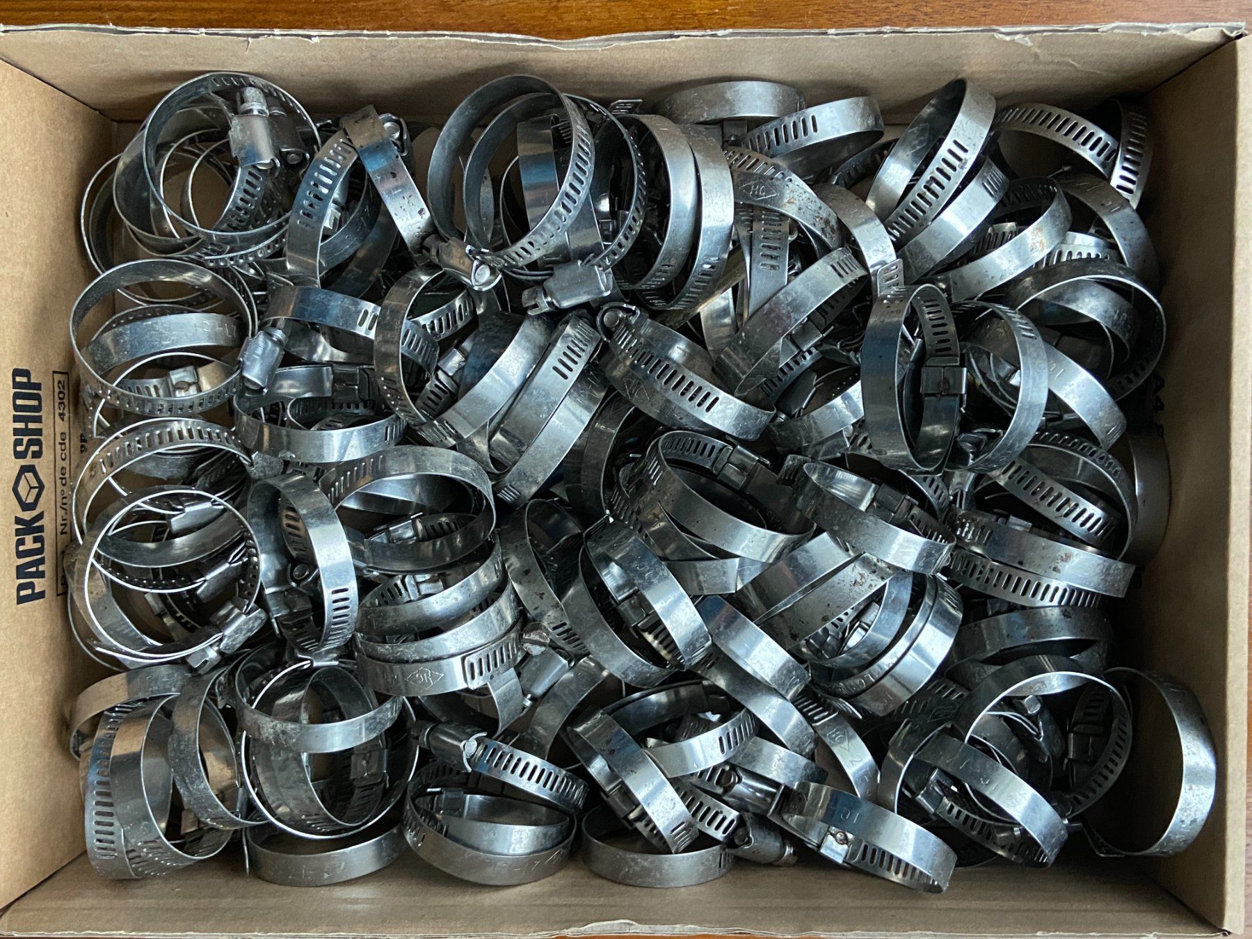 Alle Werkzeuge: 10 Stück Schlauch-Schellen 45 mm – Neu (gemäss Beschreibung) aus Unterengstringen von Lastchance 2