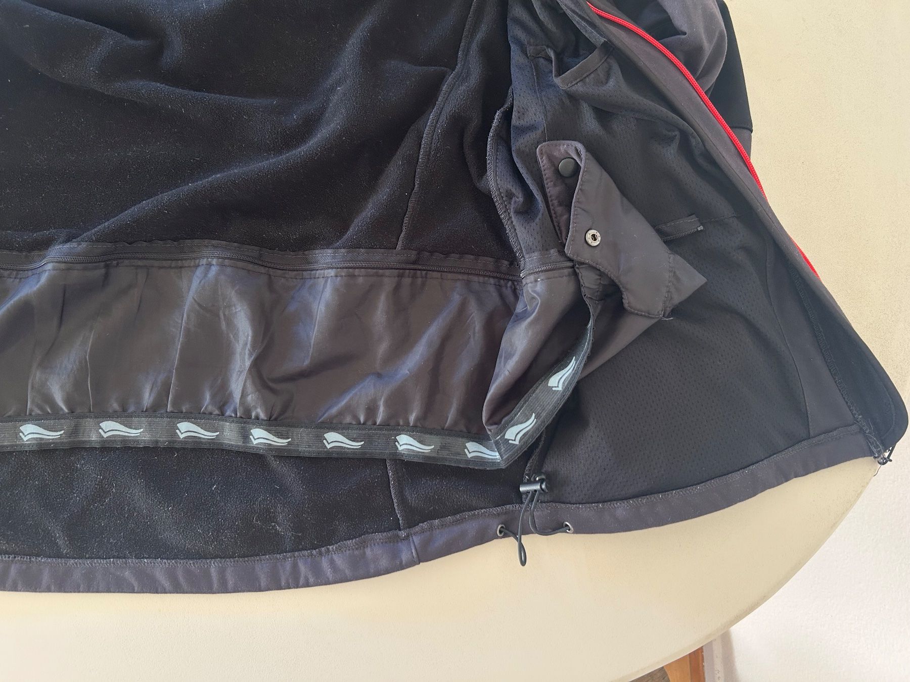 Giacche: Crivit-Funktionsjacke 48/50 – Usato da Rorschacherberg venduto da Svebe 2