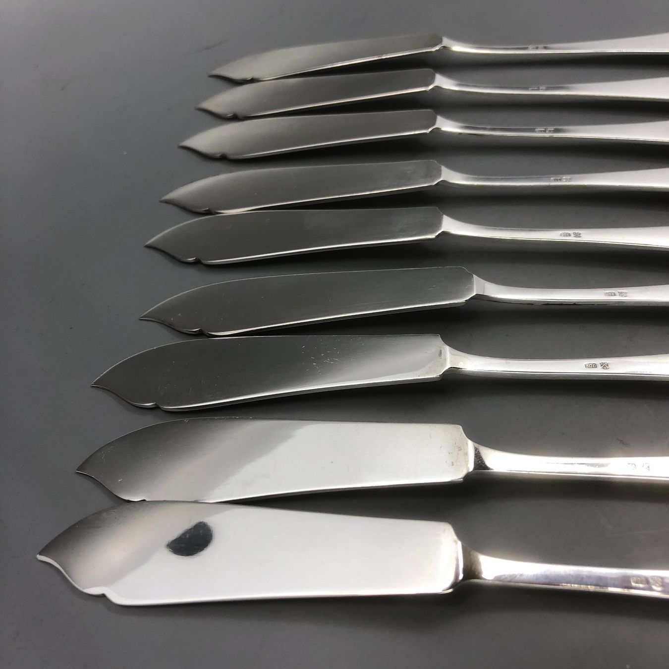 Jezler Besteck: Fischmesser «Comtesse» Jezler 800 Silber – Gebraucht aus Basel von Tiabeanie 9
