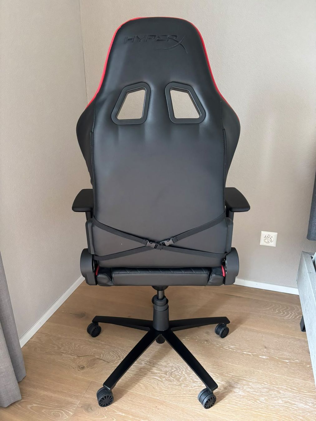 Stühle: HyperX Bürostuhl – Gebraucht aus Otelfingen von stefanie_ackermann 4