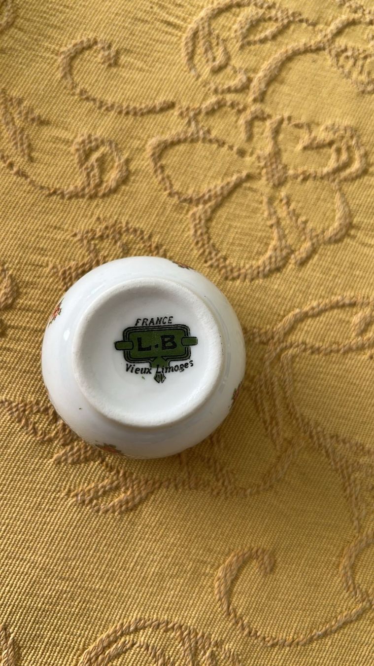 Contenitori & Simili: 2 piccoli contenitori Limoges – Usato da Melano venduto da H-Sara 2