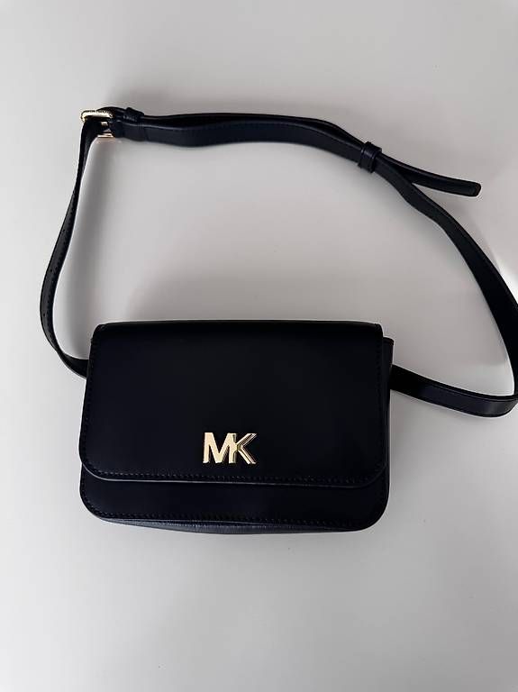 Taschen für Damen: Elegante Gürteltasche von Michael Kors – Gebraucht aus Uster von Nathalie-309