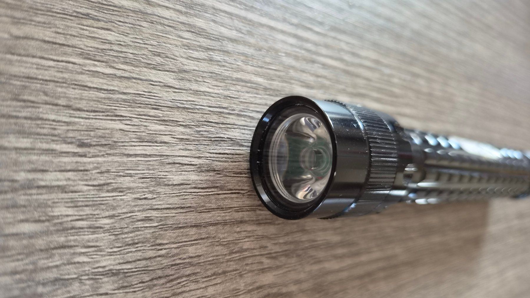 Lampade: Taschenlampe schwarz – Usato da Kleinandelfingen venduto da jessi2209