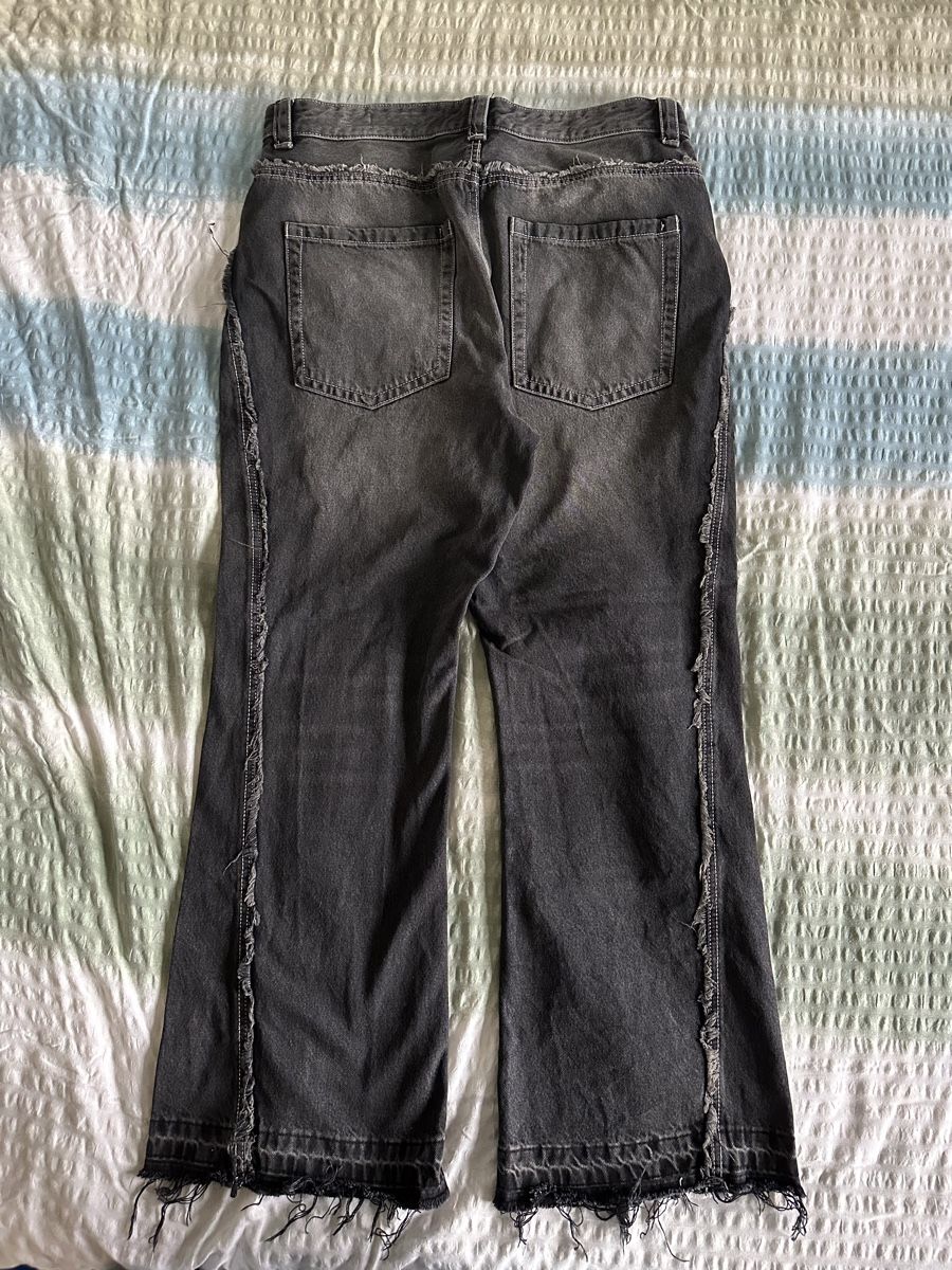 Bershka Jeans: schwarze flared bershka jeans – Gebraucht aus Zürich von Rilt 1