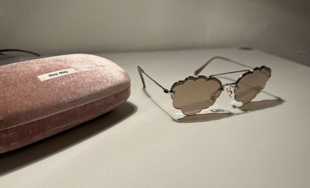 Miu Miu Occhiali & Lenti: Miu Miu Sonnenbrille original  – Usato da Zollikofen venduto da Ushurma