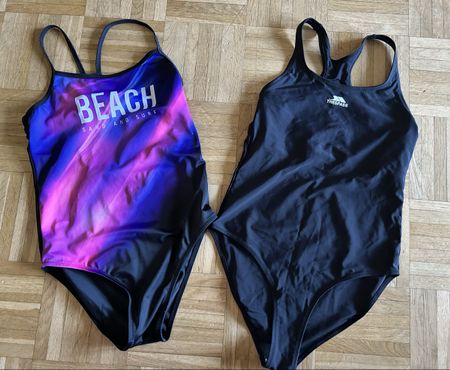 Lot de 2 maillots de bain / taille 158