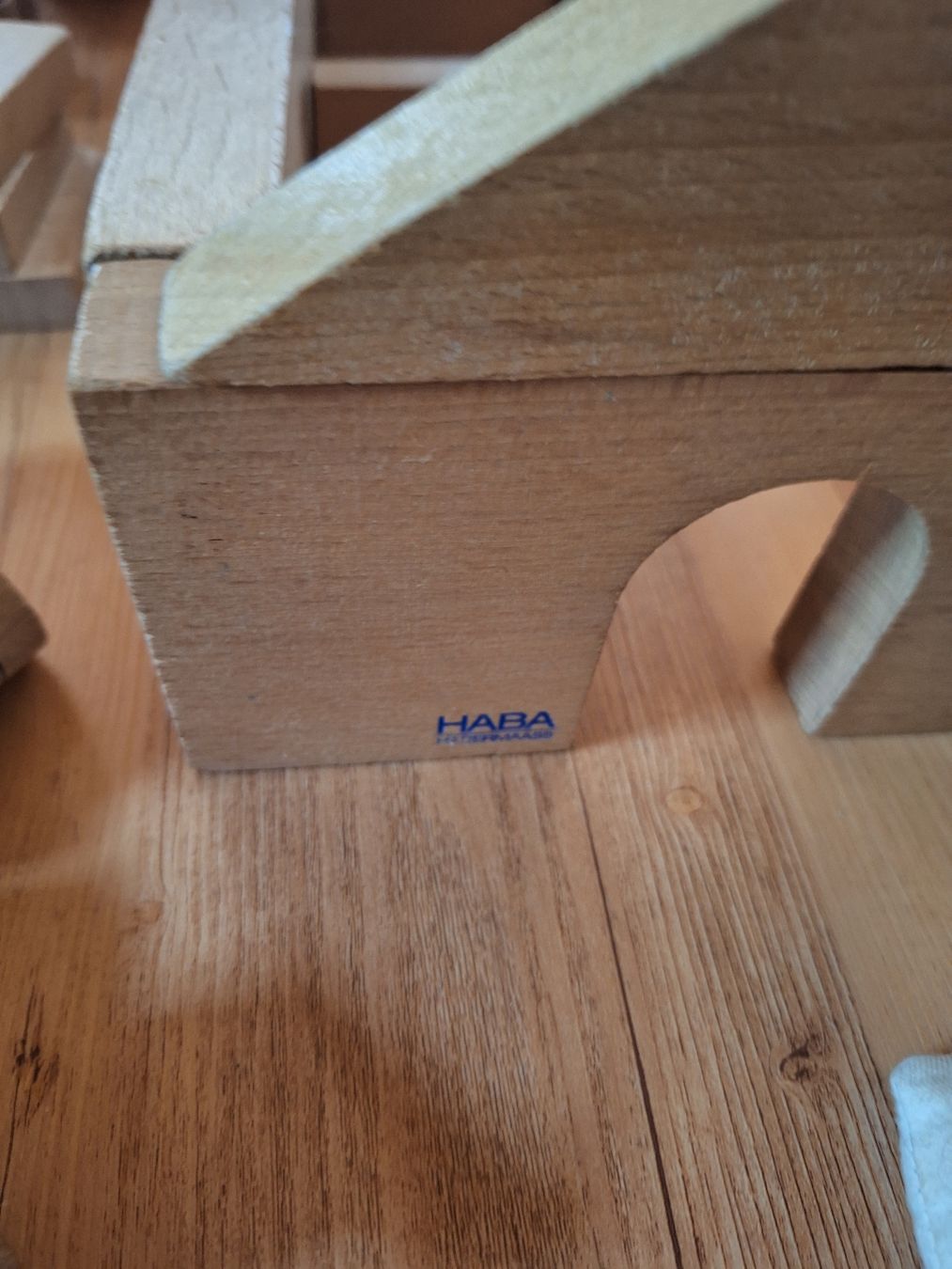 Haba Giocattoli: Haba, Holzbauernhof – Usato da Glarus venduto da goni07 1
