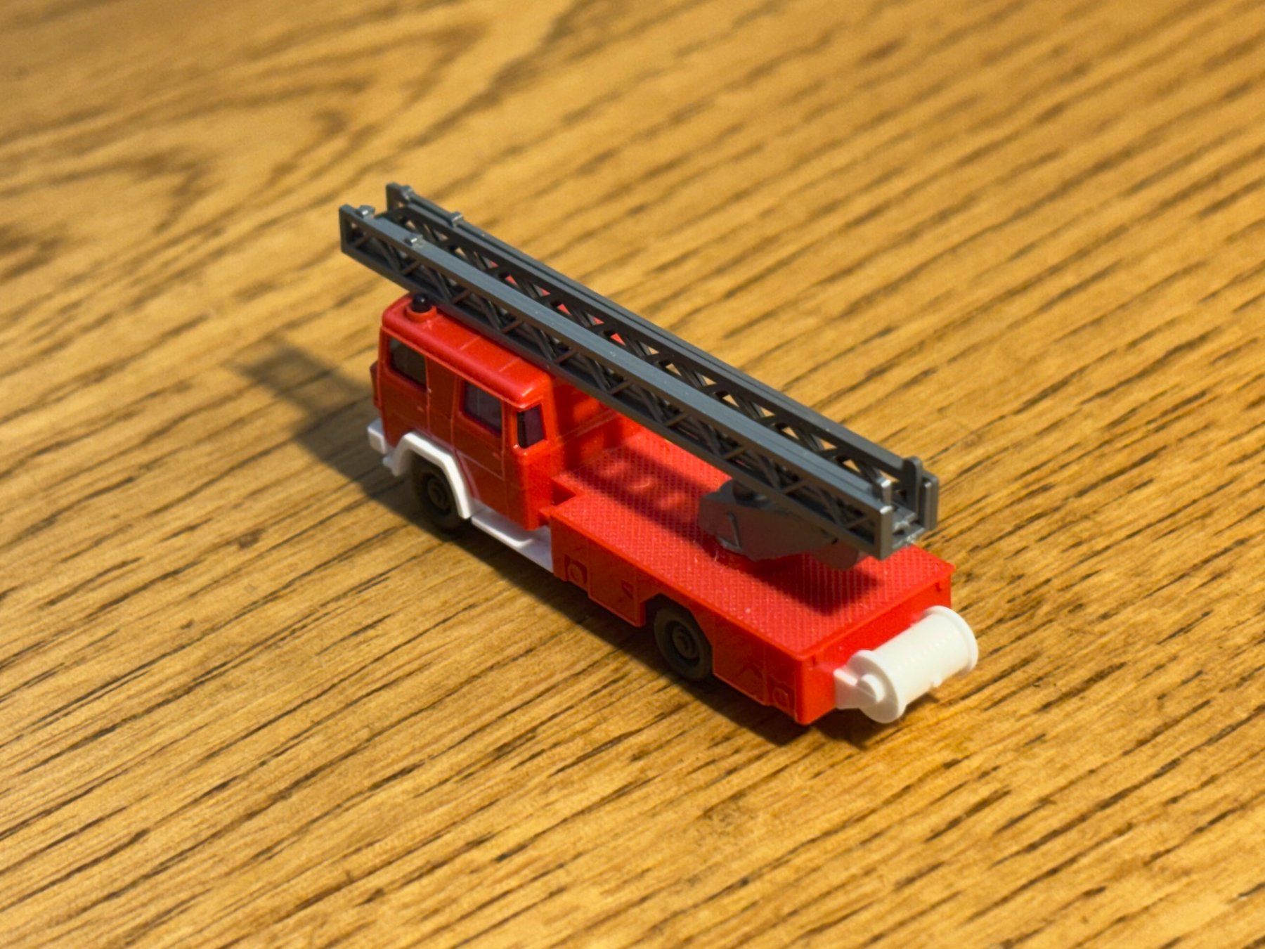Modelleisenbahnen: M1222: Feuerwehr (Spur N) – Gebraucht aus Birsfelden von Birs_25 3