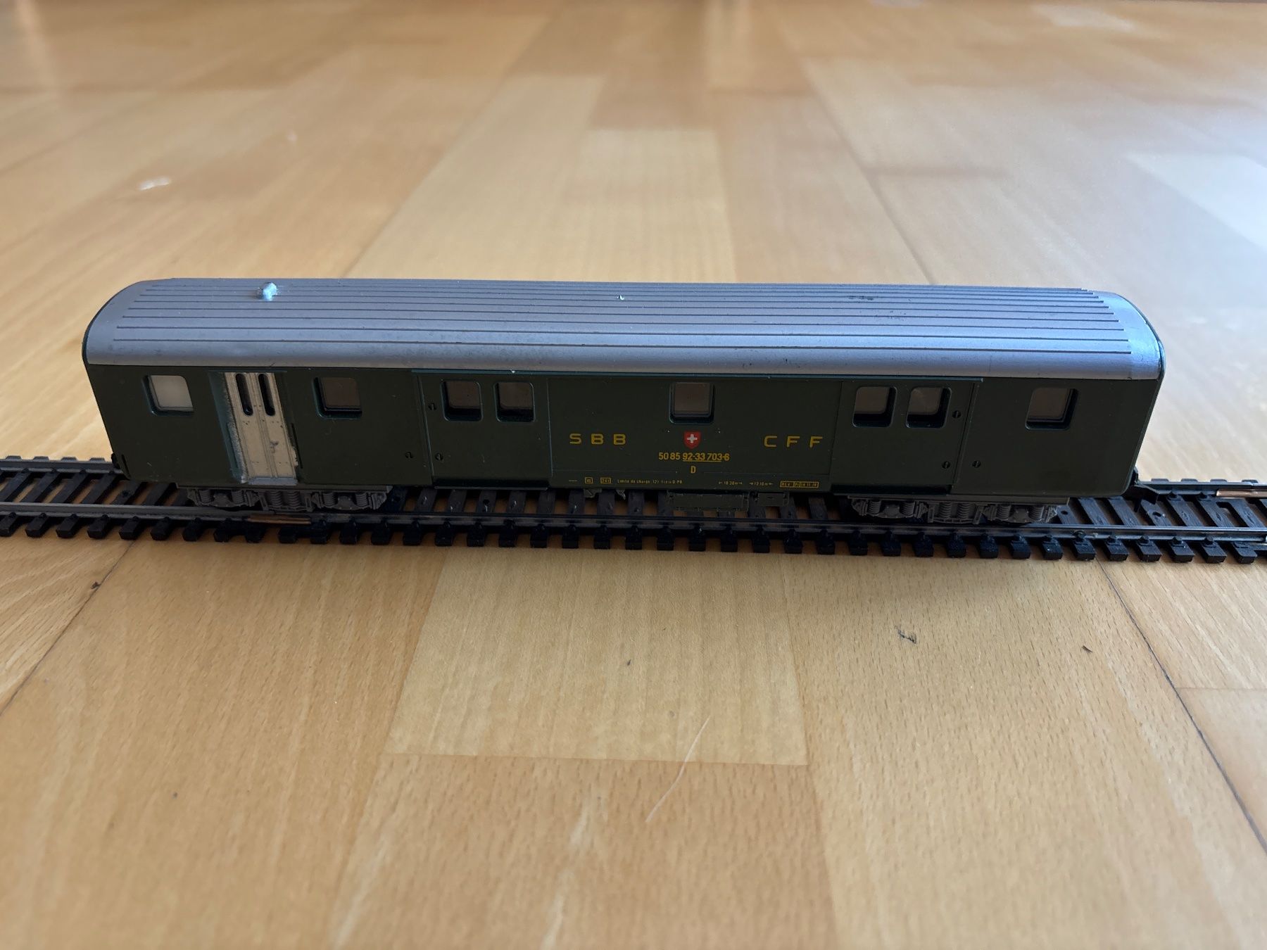 Lima Modellini di ferrovie: LIMA - Voiture Postale CFF - Postwagen der SBB – Usato da Châtel-St-Denis venduto da Mel-Stef 1