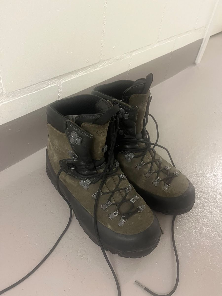 Armée suisse Chaussures hommes: KS 14 Schweizer Armee – D'occasion à Frick par Tempelhof. 3