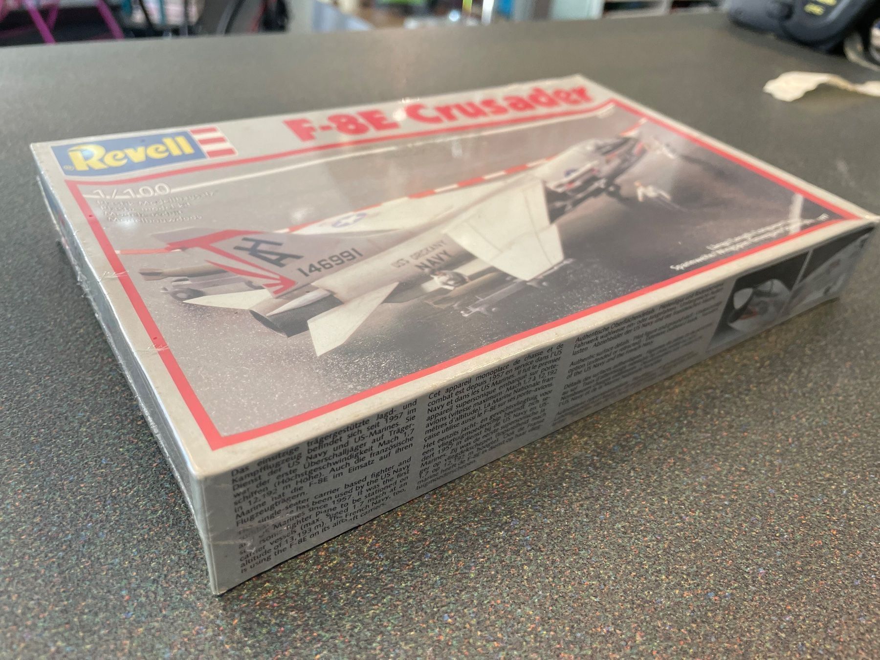 Revell Modellbausätze & Standmodelle: Revell 1:100 F-8e Crusader 4057 – Neu und originalverpackt aus Chiasso von Carrara-Modellismo 1