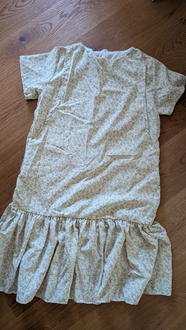 Vestiti: Schwangerschaftskleid/ Stillkleid – Nuovo (secondo la descrizione) da Läufelfingen venduto da sup_lf5n