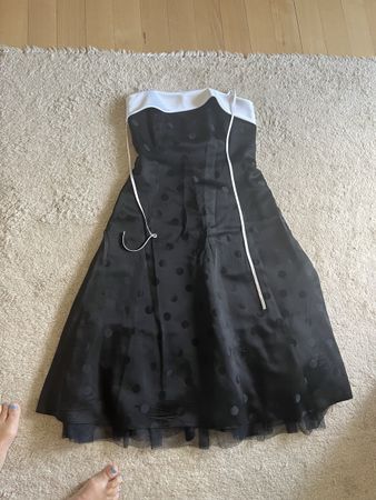 Wie Neu..Ballkleid/ Prinzessinnenkleidgr 38 schwarz/ weiss