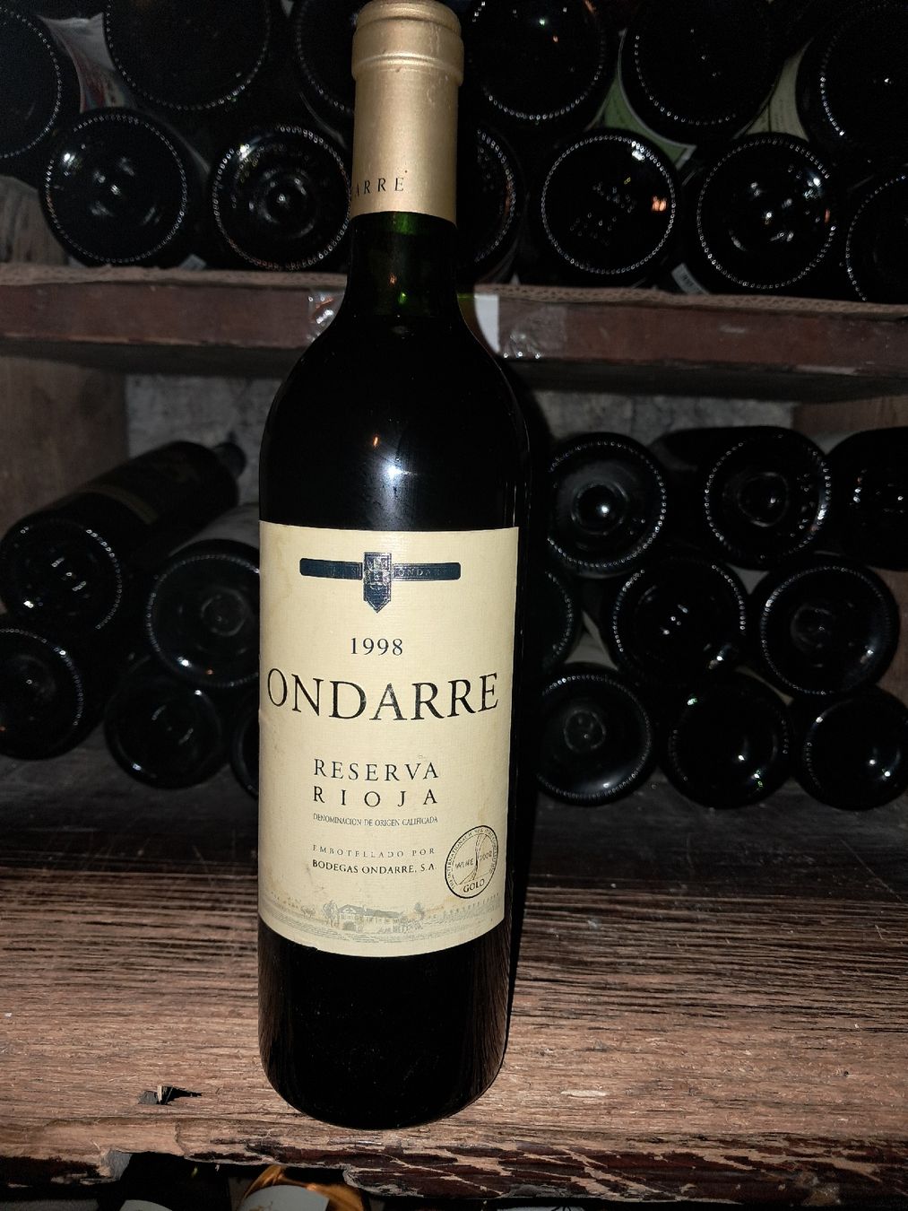Rioja Vino: Bodegas Ondarre Reserva Rioja 1998 – Nuovo e nell'imballaggio originale da Le locle venduto da juliensaran