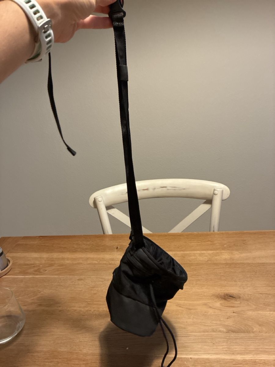 Black Diamond Taschen: Black Diamond Mojo Zip Chalk Bag – Gebraucht aus Zürich von ZuziHaj 3