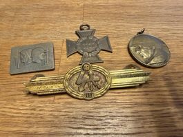 Alte Armee Auszeichnungen, Pins und Medaillen