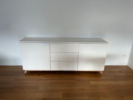 Kommode, weiss, 3 Schubladen, 2 Türen, Holzfüssen
