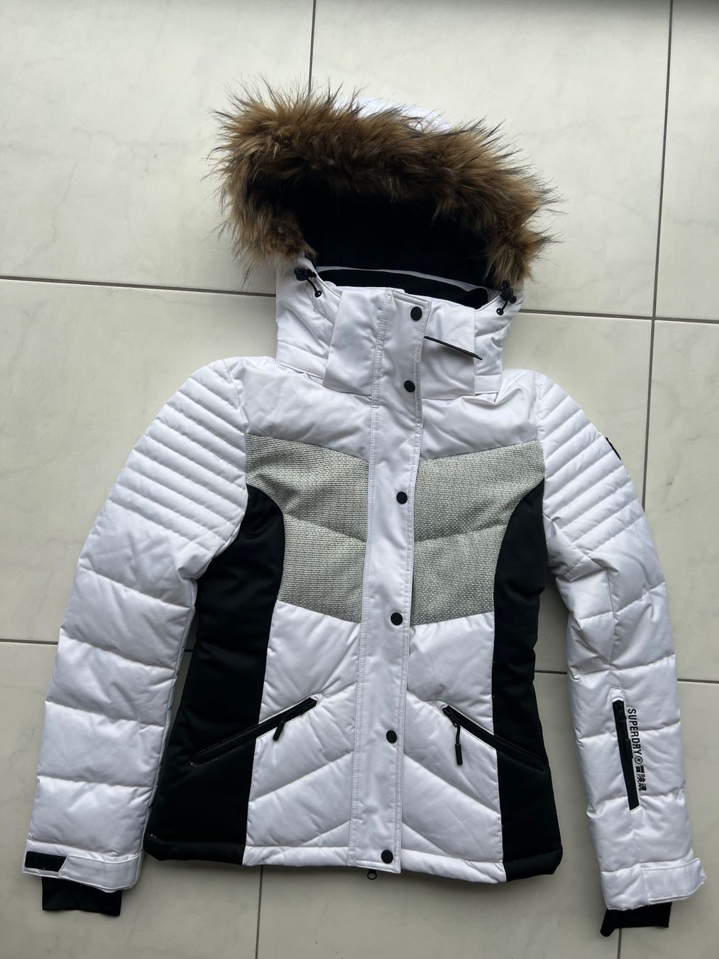 Jacken: Skijacke Damen Gr. 36/38 – Gebraucht aus Stäfa von Gugliotta