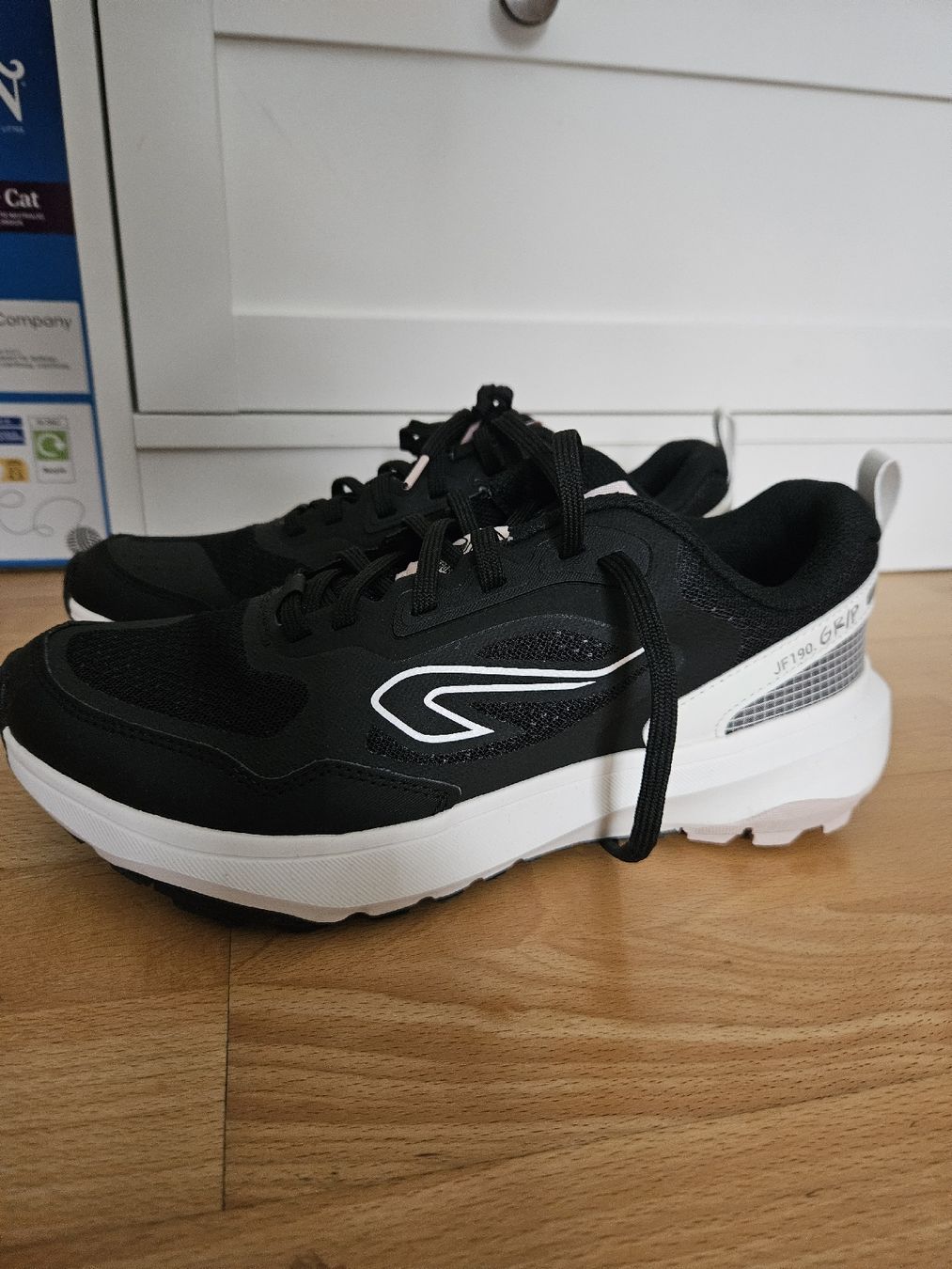Decathlon Scarpe da donna: Decathlon Kiprun Schuhe Neu/Gr 40 – Usato da Baar venduto da BlackCat_13