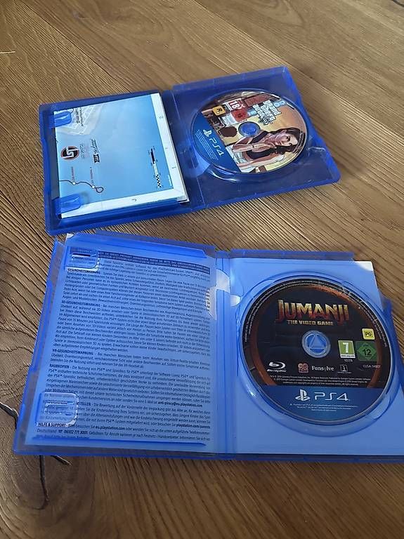 Konsolen: PlayStation4Slim-Konsole mit Zubehör – Gebraucht aus Schwanden GL von MikeTS05 3