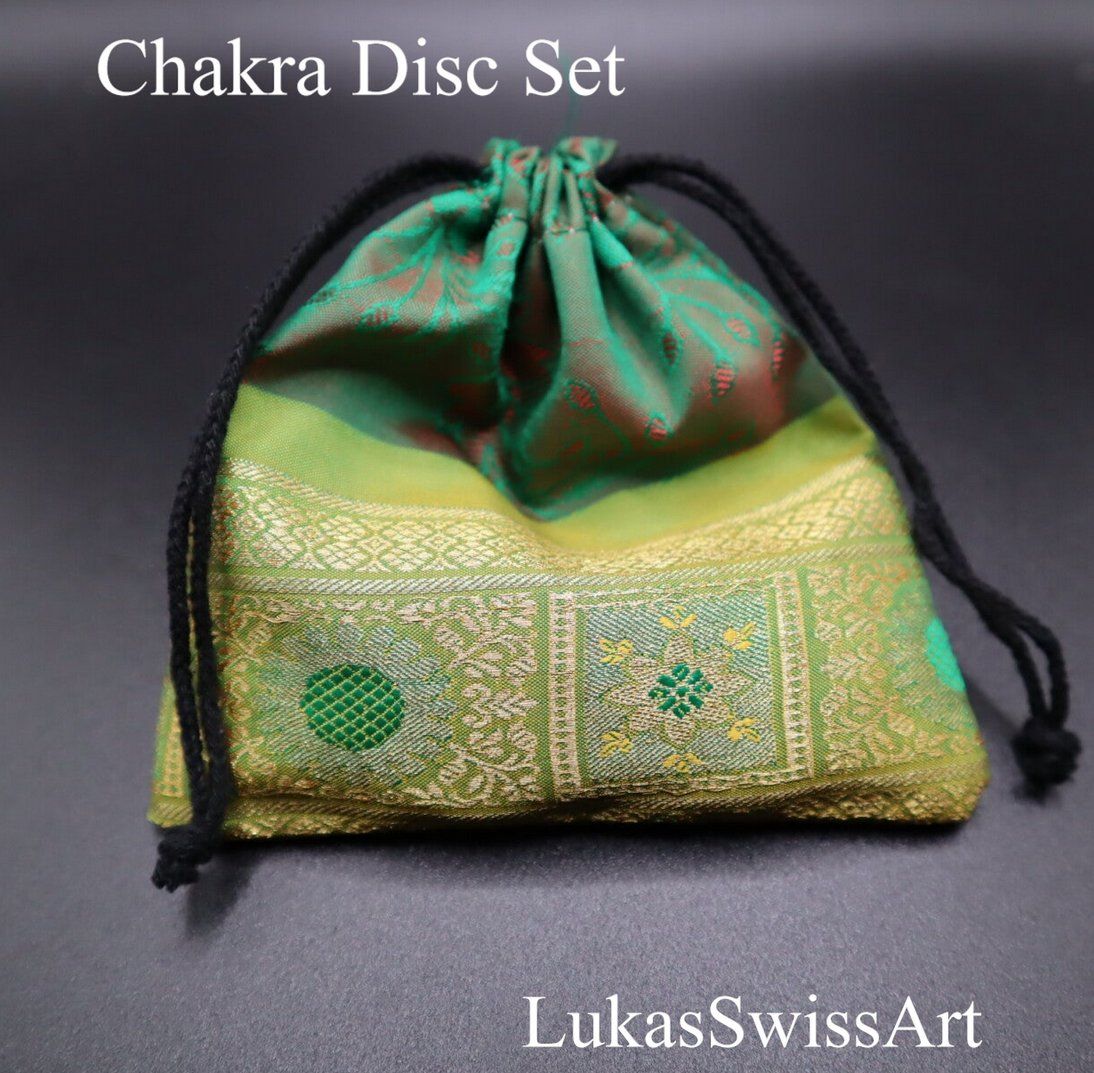 Minerali & Pietre curative: Chakra Set Disc 30mm mit Gravur goldfarben – Nuovo e nell'imballaggio originale da Winterthur venduto da LukasMineralienOase 1