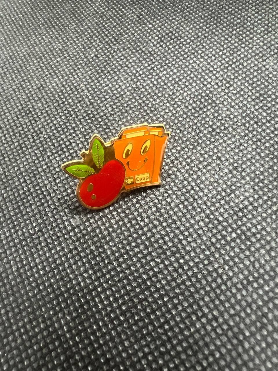 Placchette & Badge: Anstecknadel Coop mit Motiv – Usato da Dietikon venduto da kRizzzZy96